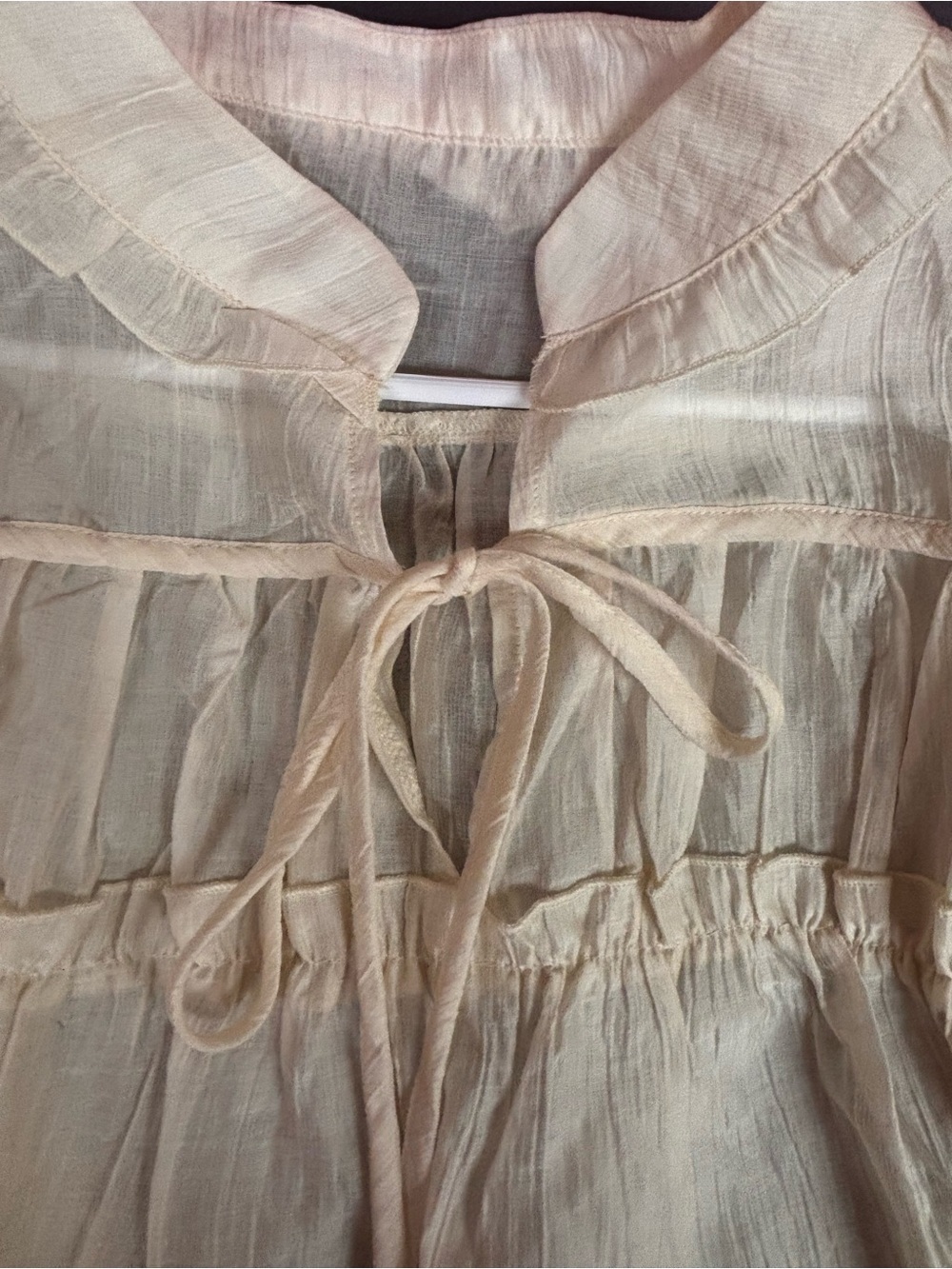 DAZY Solid Tie Neck Bishop Sleeve Sheer Blouse X-Large Color Creme